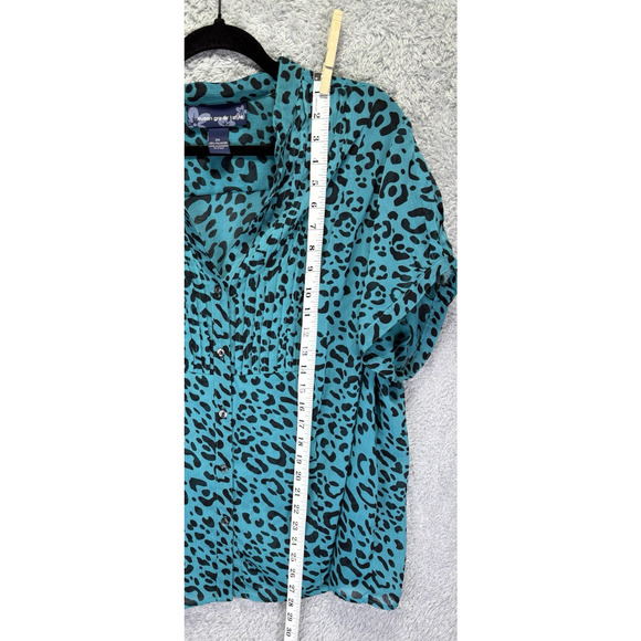 Susan Graver Style 2X Short Sleeve Top Sheer Blue Black Jaguar Pleated Buttons - Picture 5 of 10